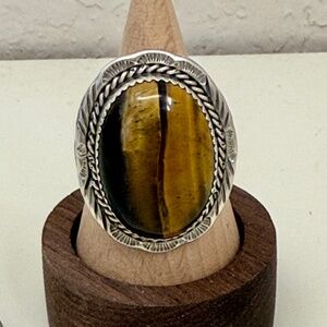 Vintage Tiger's Eye Statement Ring | Sterling Silver Bezel | Rope & Stamped- Sz9